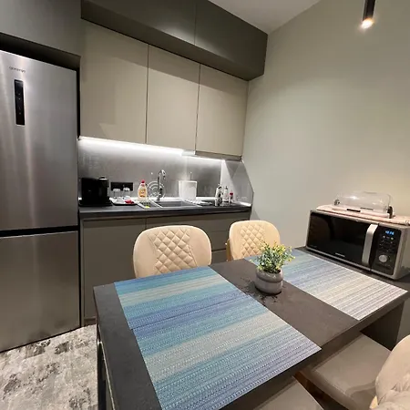 Center View Luxury Apartmán
